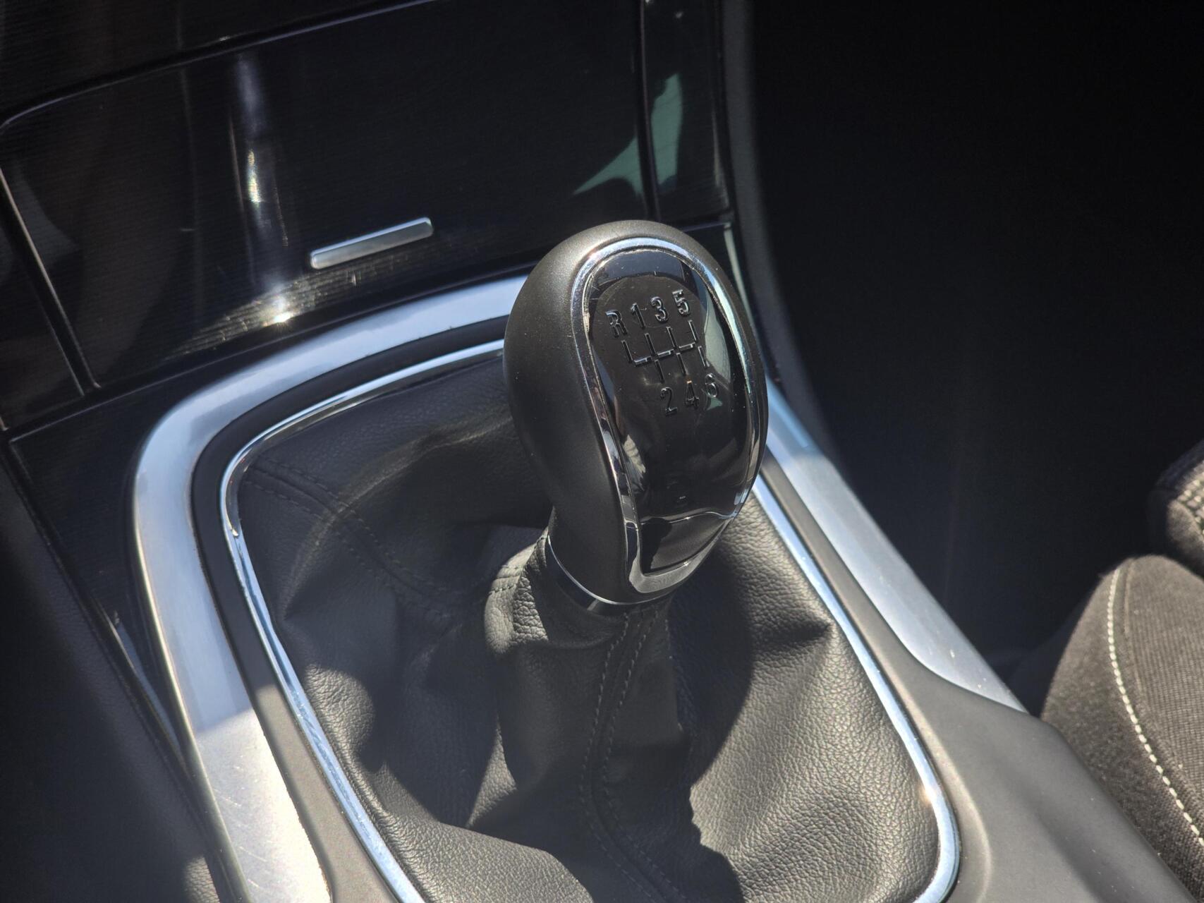Foto van Opel Insignia Sports Tourer SW