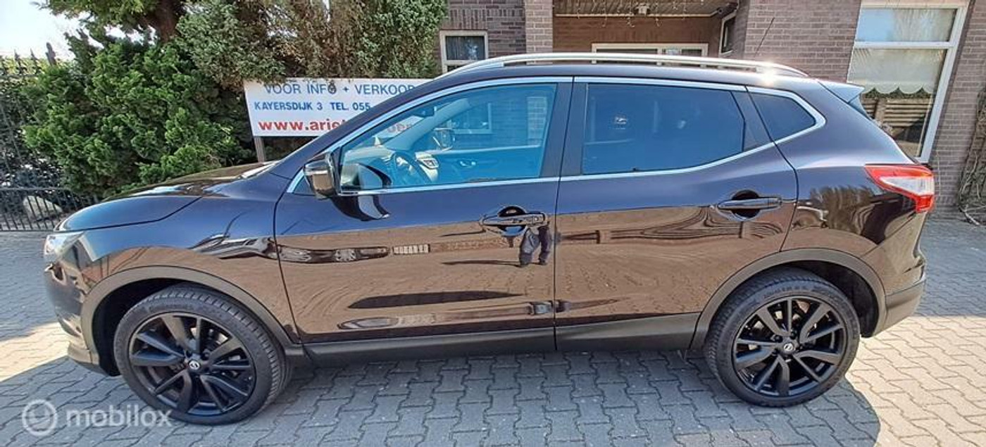Nissan Qashqai 1.6 CR CONTROL, AIRCO, LEER, NAVI, LM 2016 - voorkant