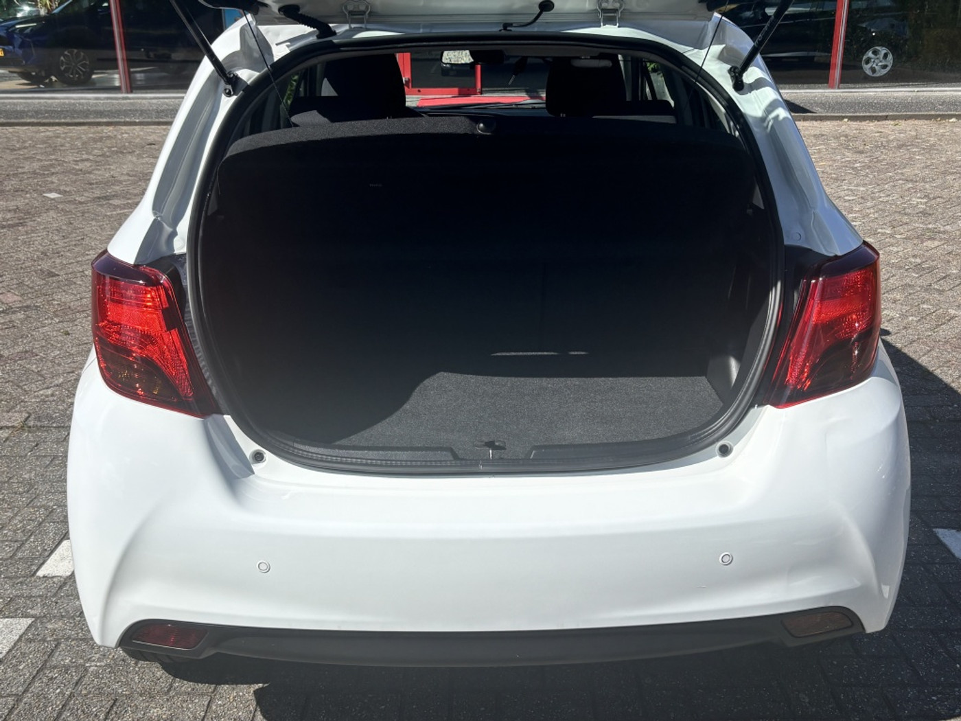 Foto van Toyota Toyota Yaris Hybrid