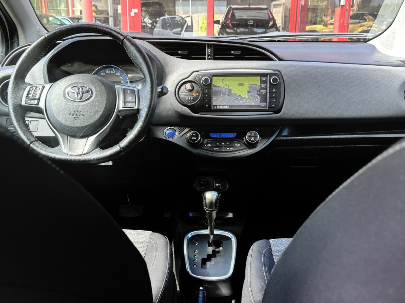 Foto van Toyota Toyota Yaris Hybrid