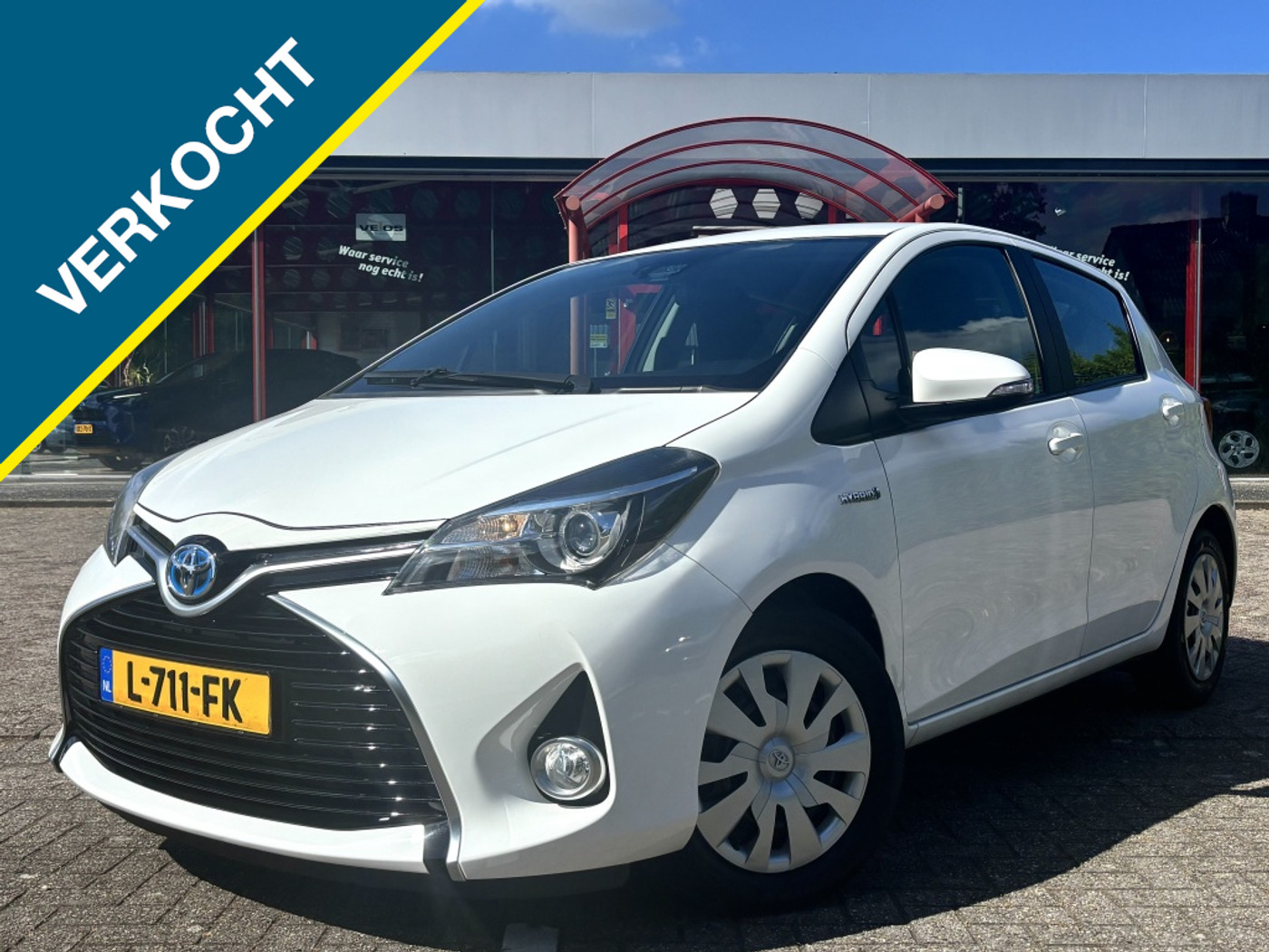 Toyota Toyota Yaris Hybrid 1.5 Hybrid Aspiration | Navigatie | Cruise | Park Assist 2016 - voorkant