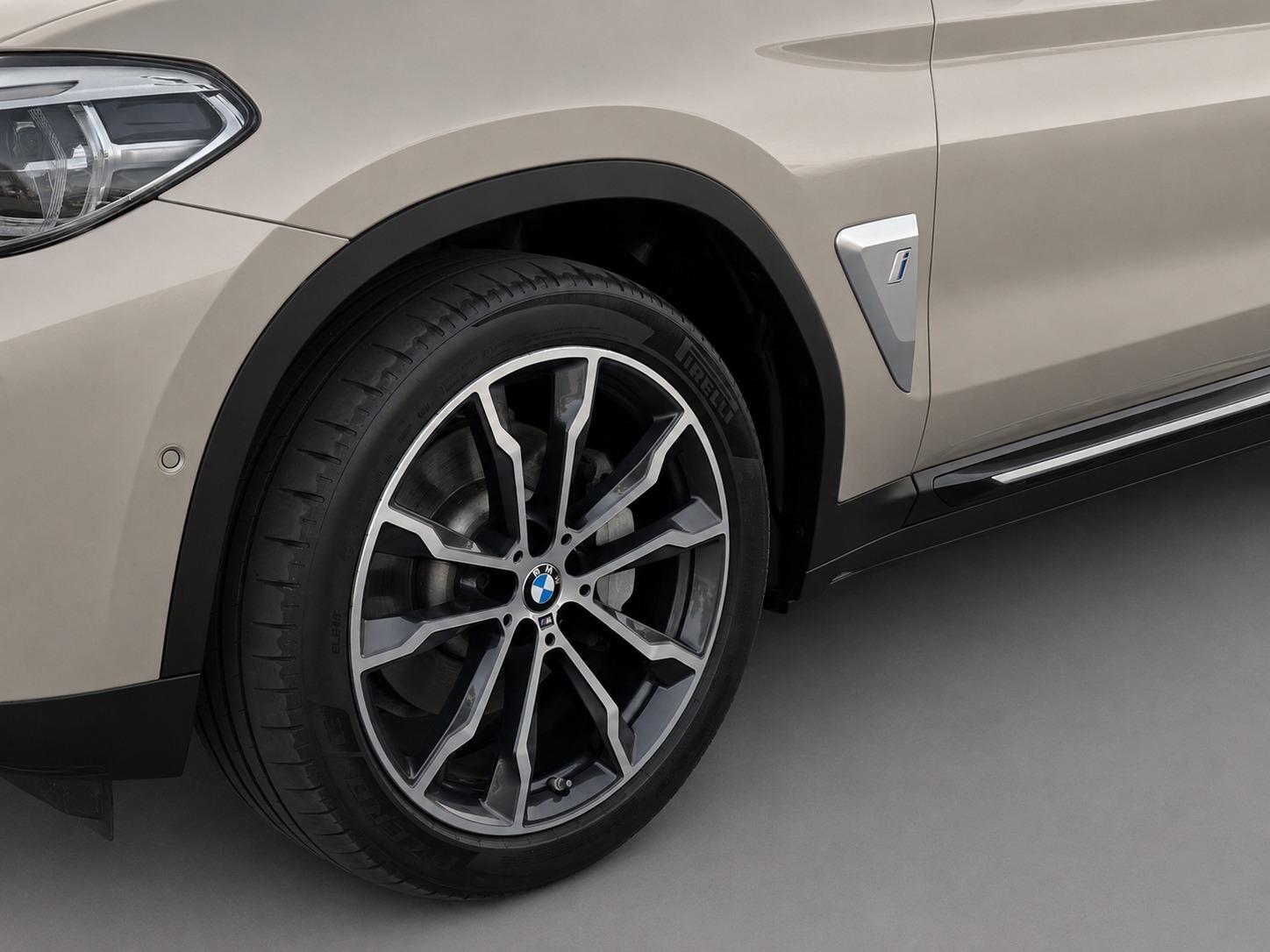 Foto van BMW Ix3