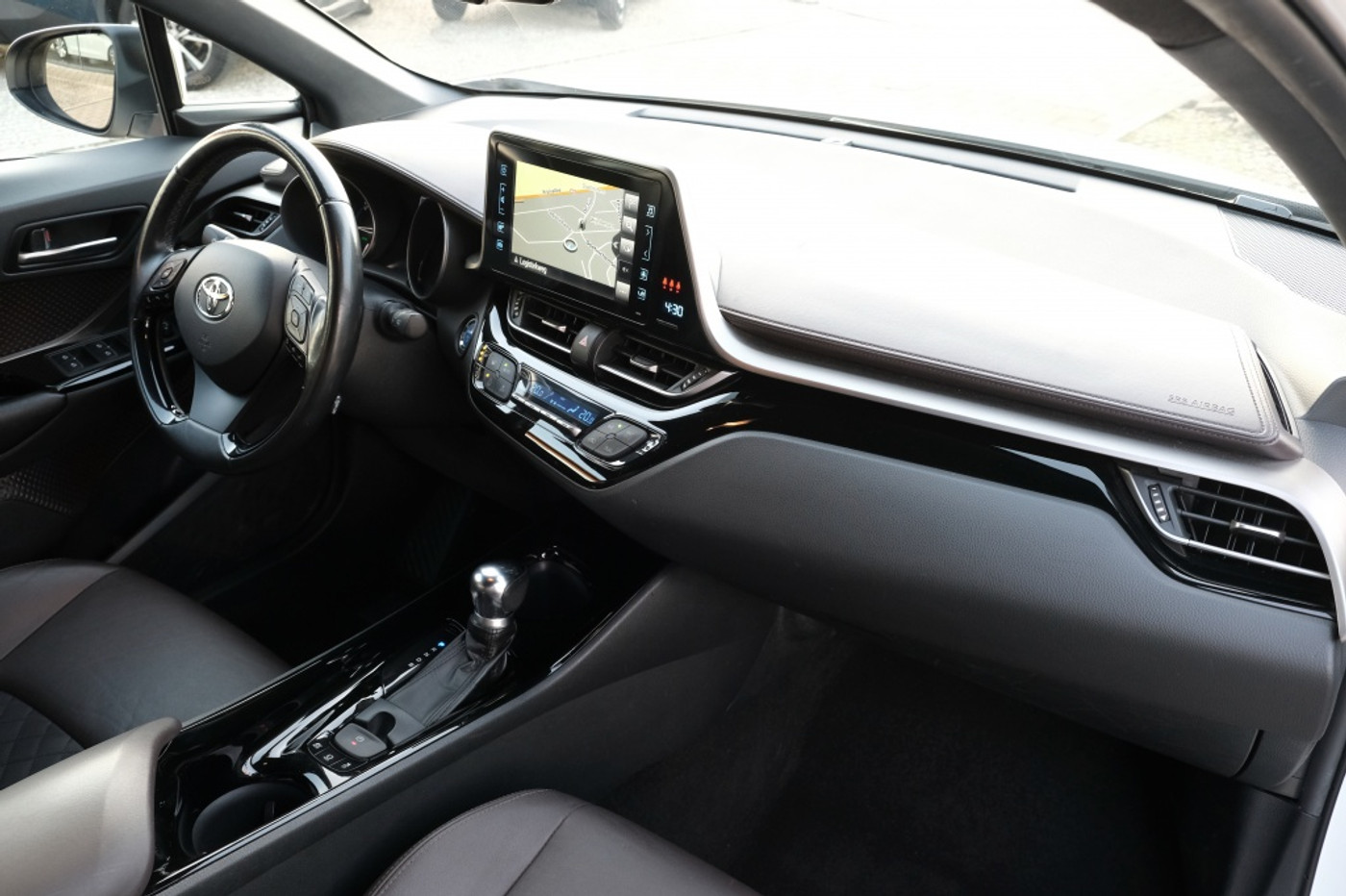Foto van Toyota Toyota C-hr