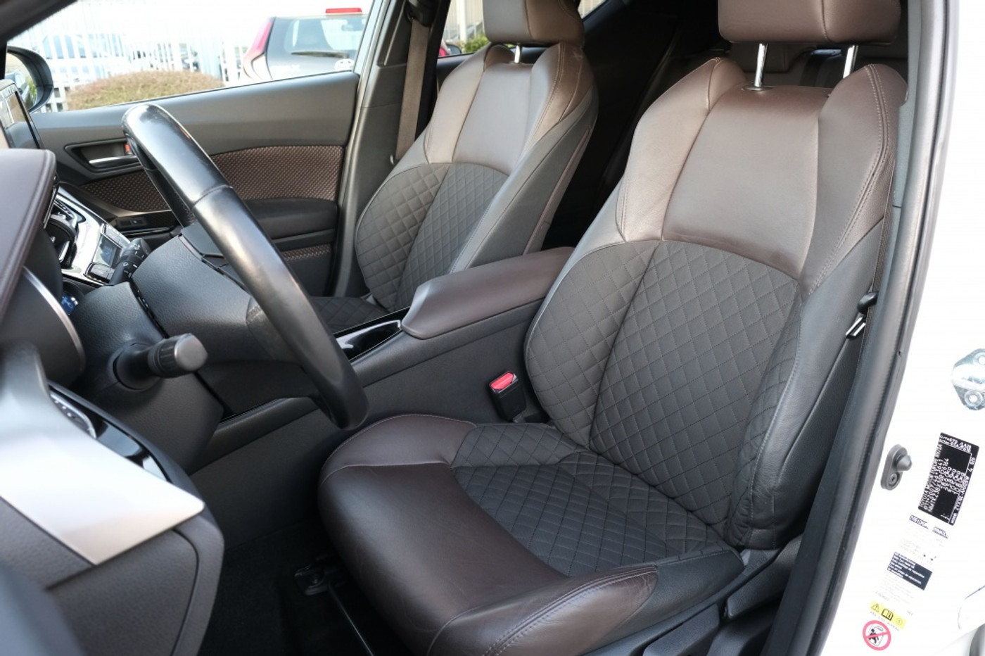 Foto van Toyota Toyota C-hr