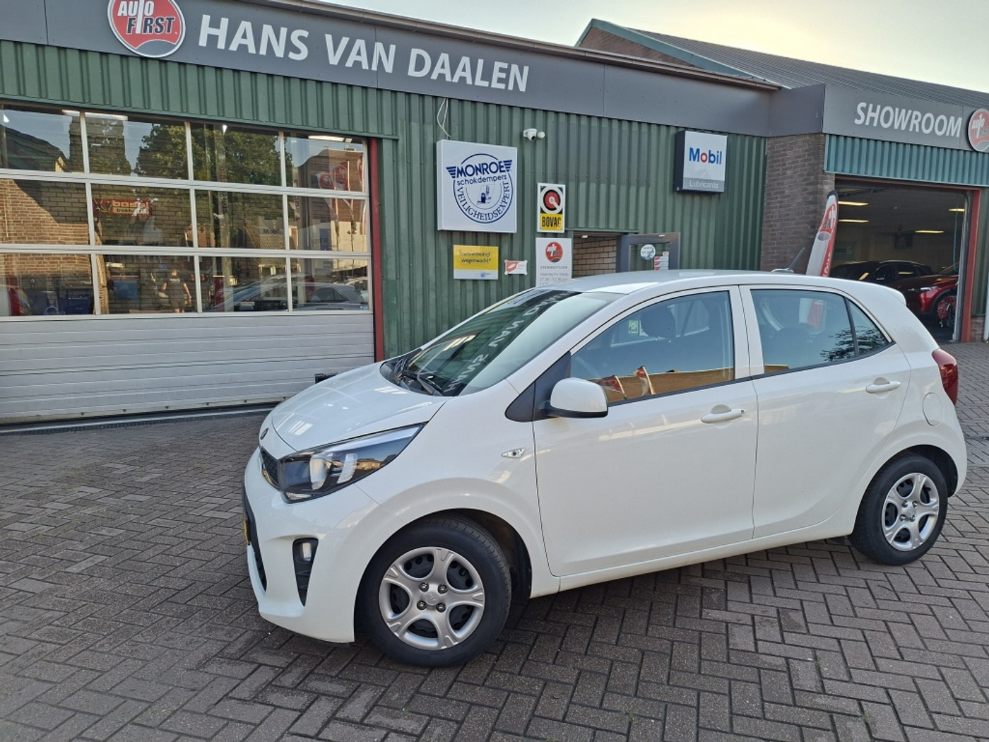 Kia Picanto 1.0 DPi ComfortL. 5p 2021 - voorkant