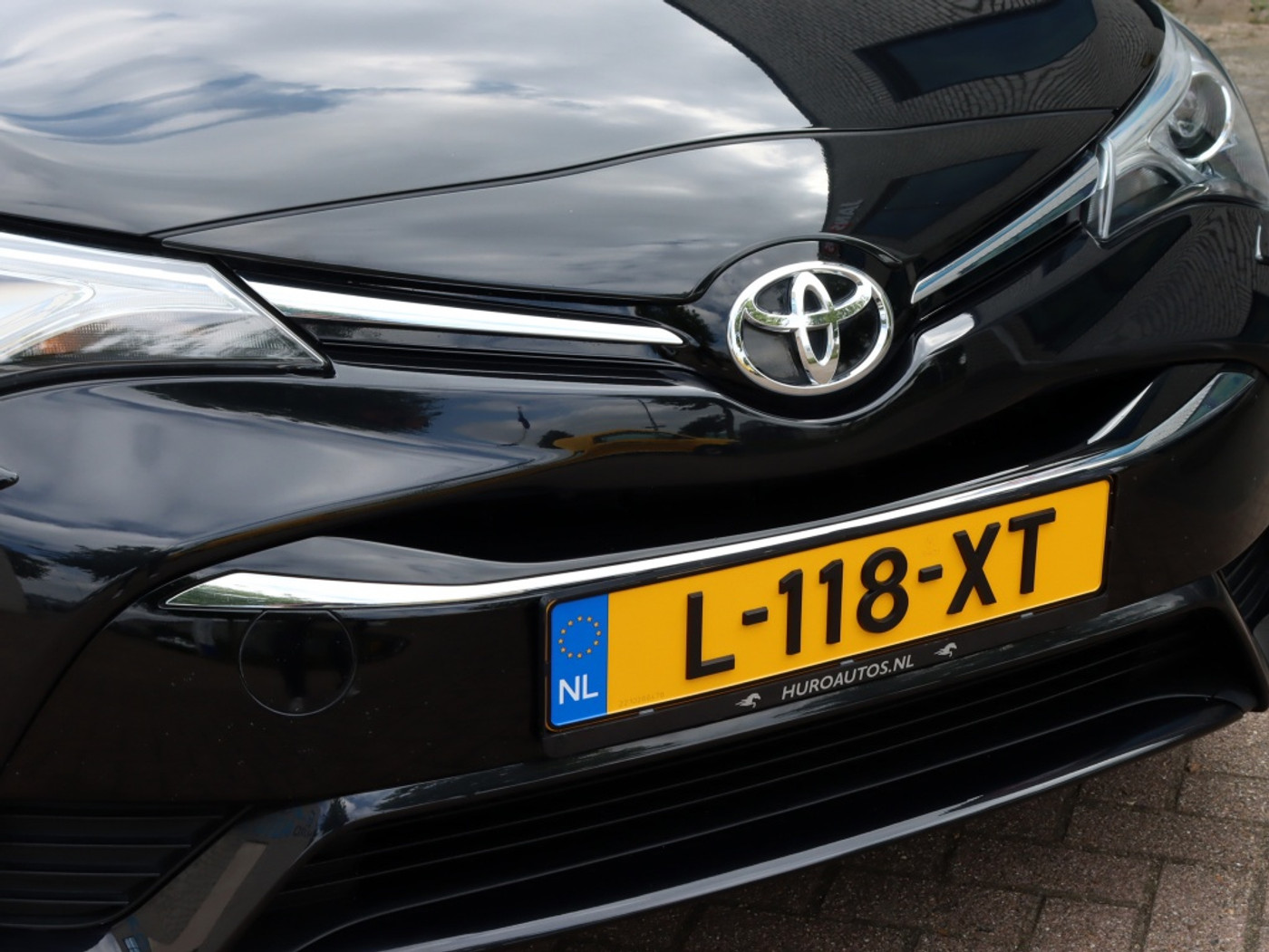 Foto van Toyota Avensis Touring Sports