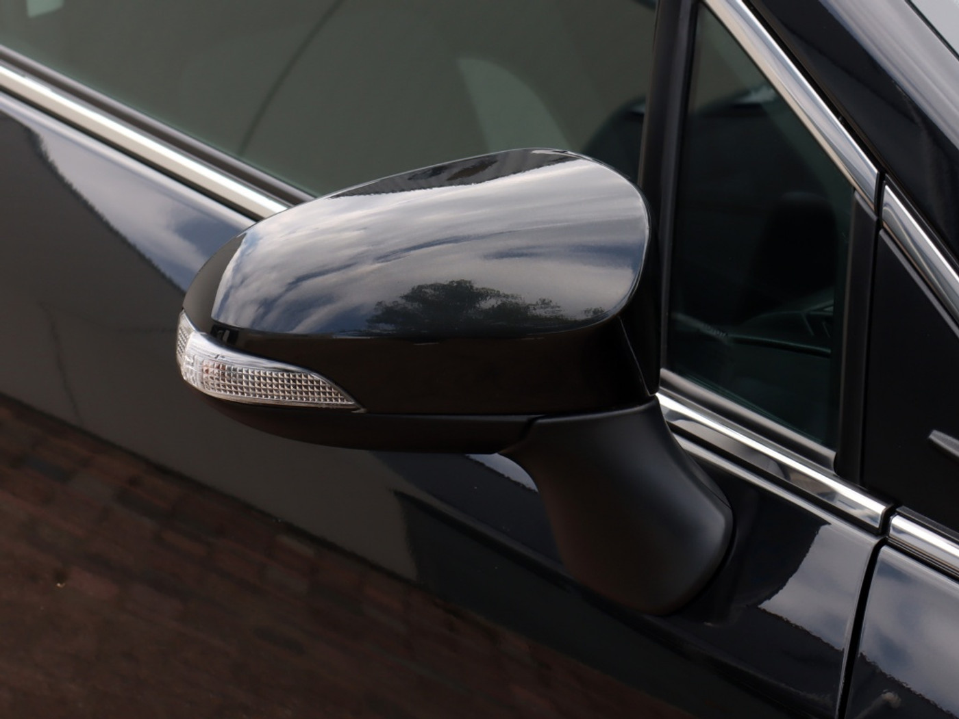 Foto van Toyota Avensis Touring Sports