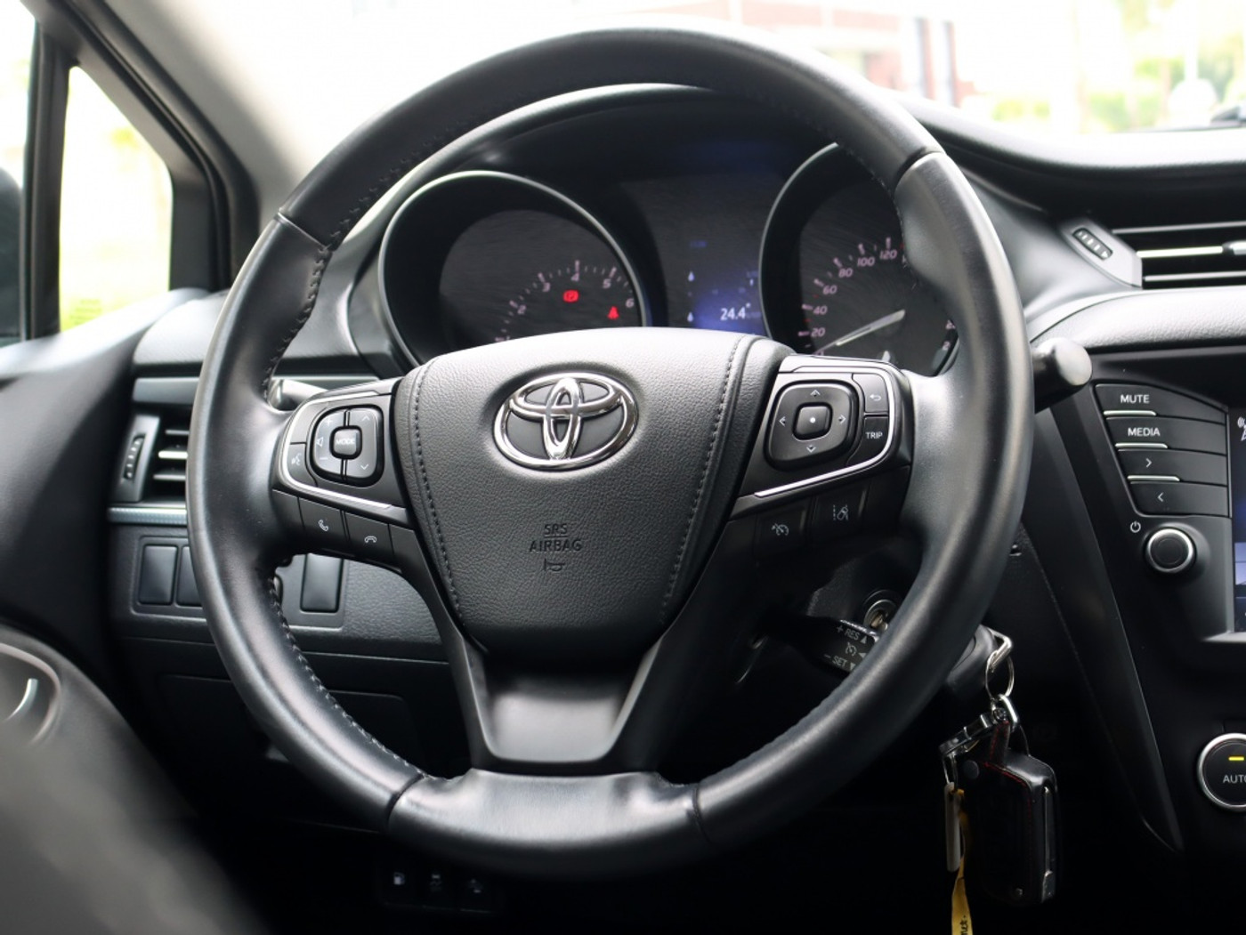 Foto van Toyota Avensis Touring Sports