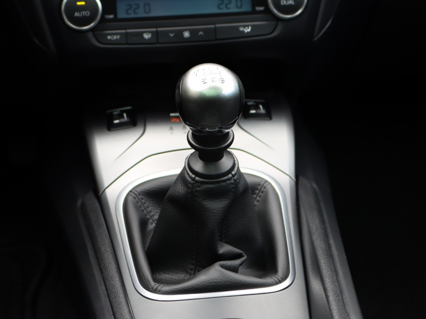 Foto van Toyota Avensis Touring Sports