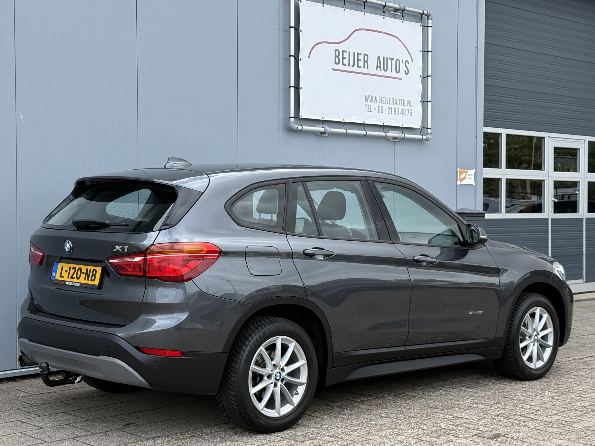 Foto van BMW X1 Sdrive18i