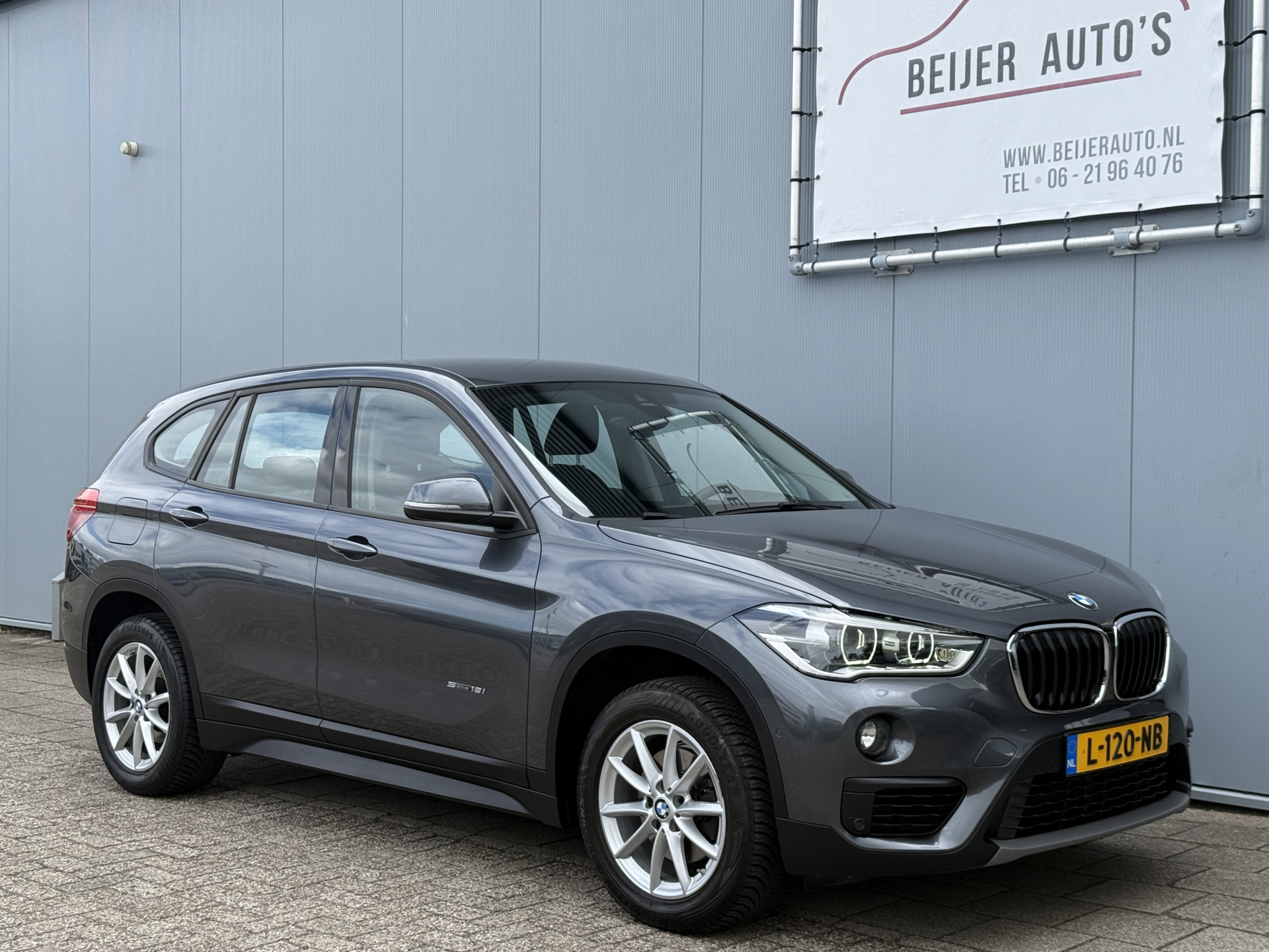 Foto van BMW X1 Sdrive18i