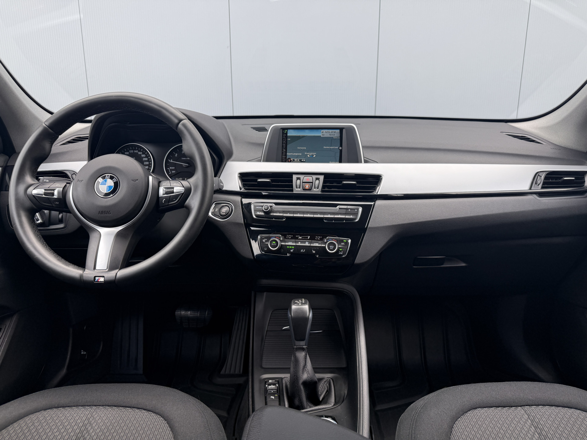 Foto van BMW X1 Sdrive18i