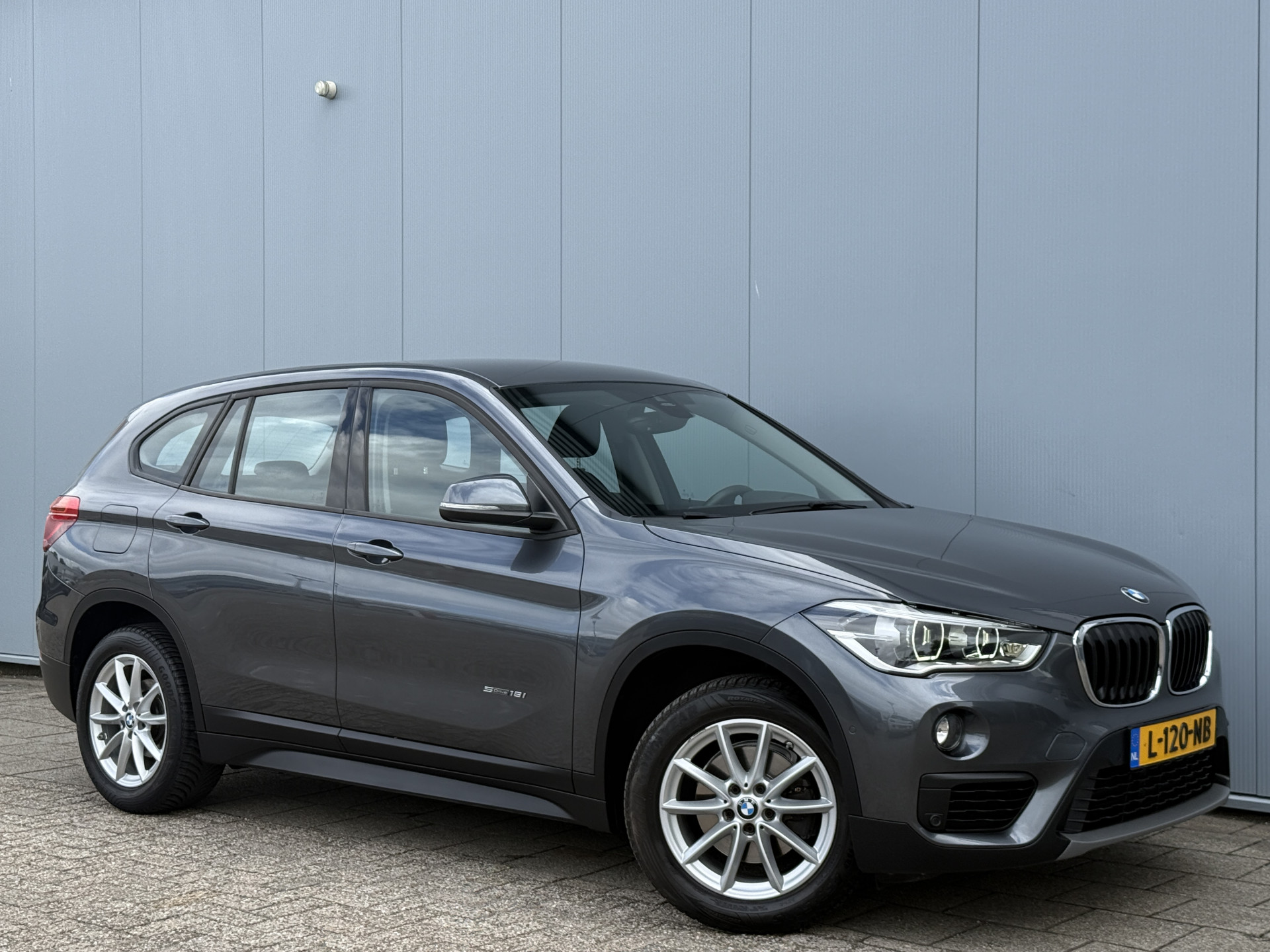 Foto van BMW X1 Sdrive18i