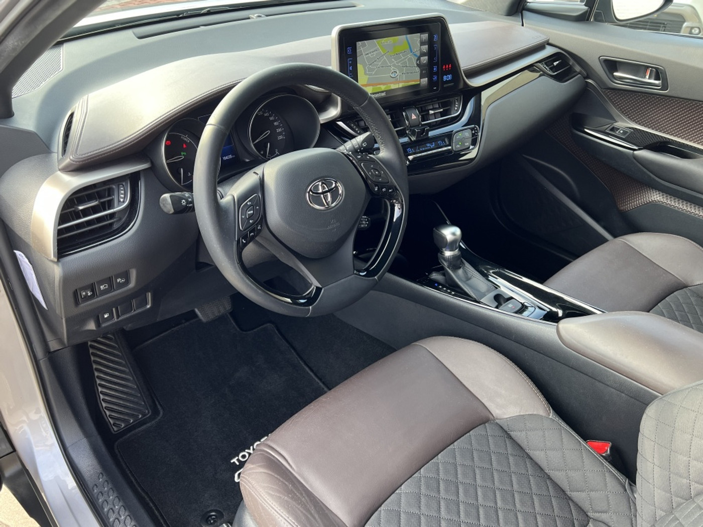 Foto van Toyota Toyota C-hr