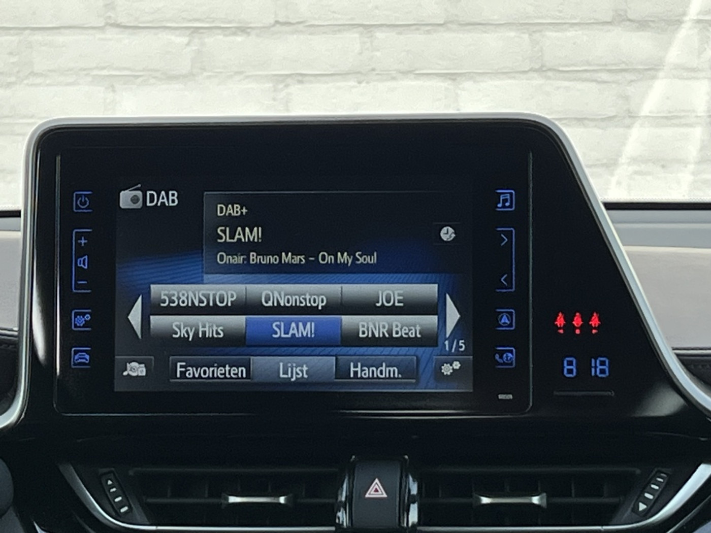 Foto van Toyota Toyota C-hr