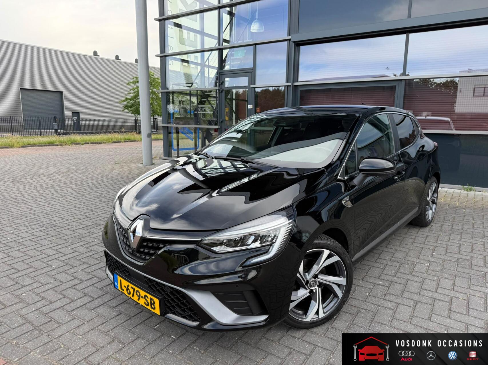 Renault Clio 1.3 TCe R.S. Line/Automaat/Virtualdash/ sfeerverlichting 2020 - voorkant