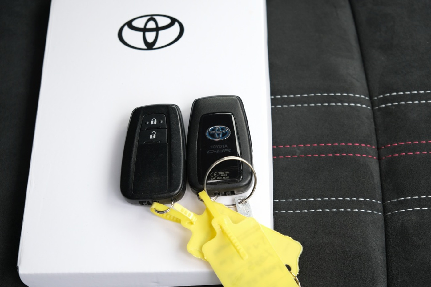 Foto van Toyota C-hr