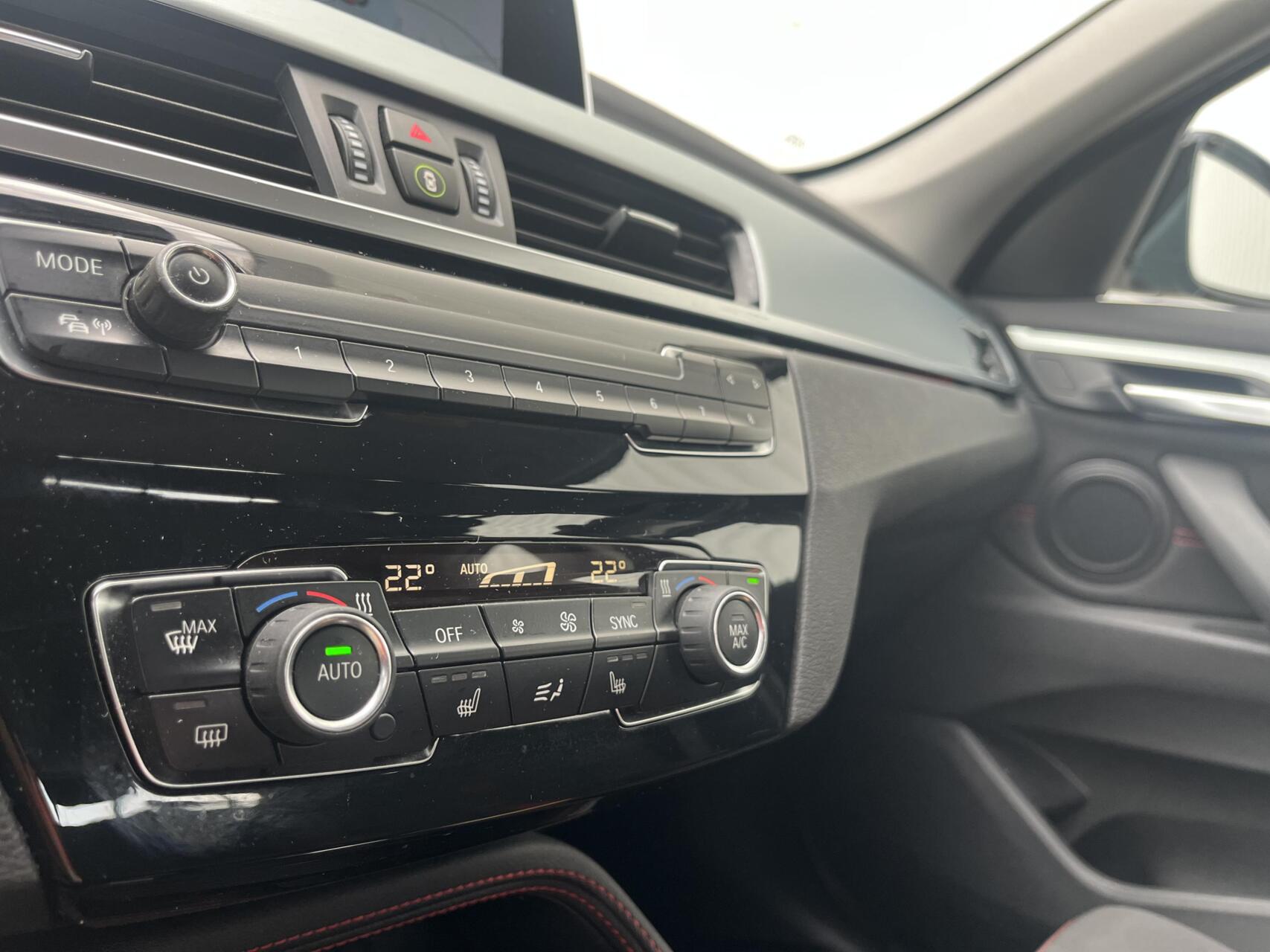 Foto van BMW X1 Sdrive18i