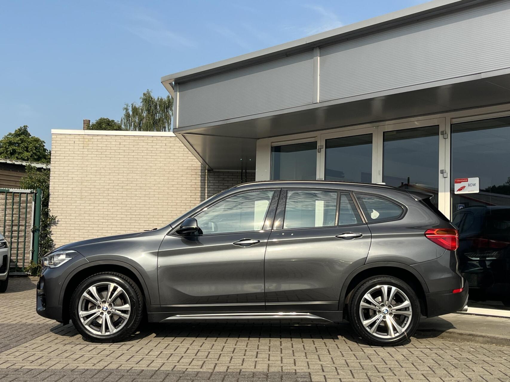 Foto van BMW X1 Sdrive18i