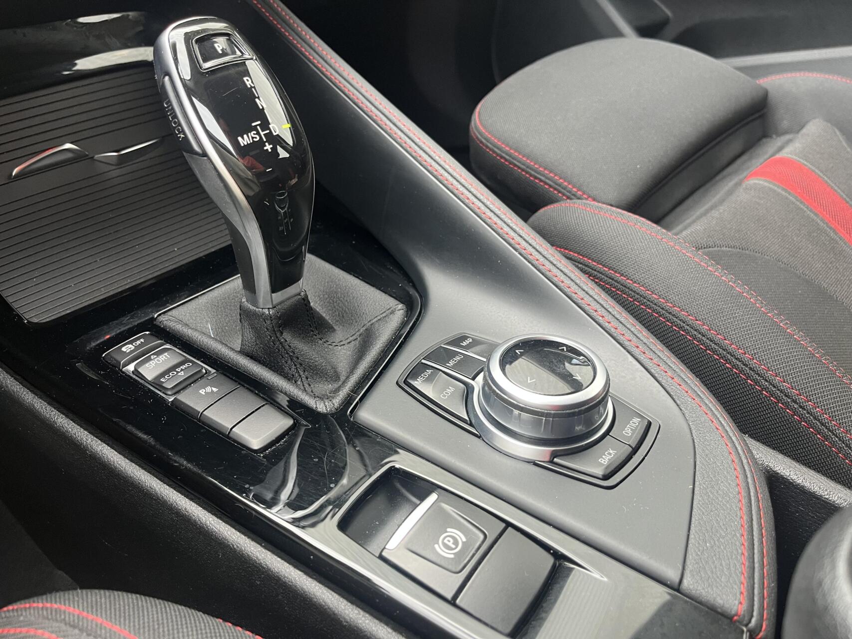 Foto van BMW X1 Sdrive18i