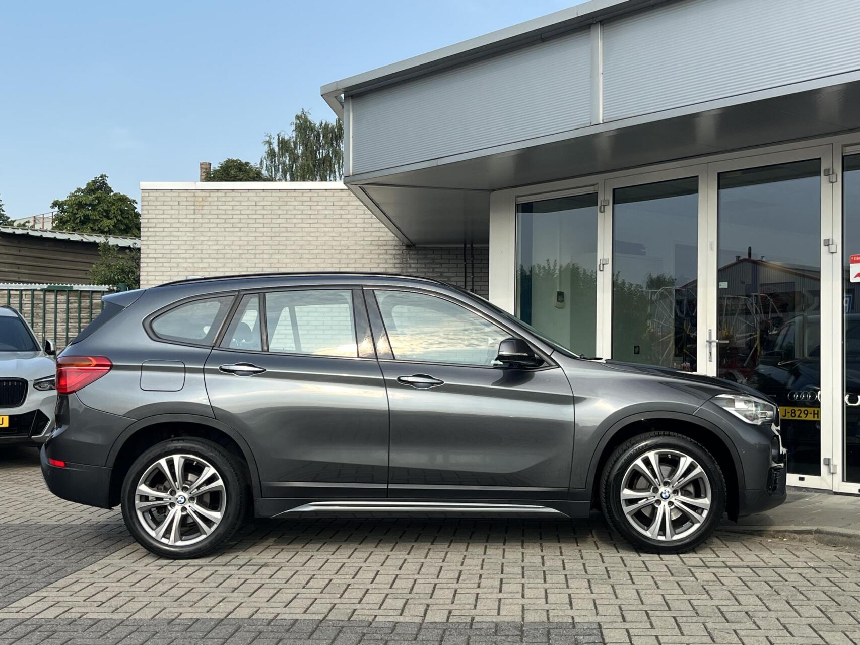 Foto van BMW X1 Sdrive18i