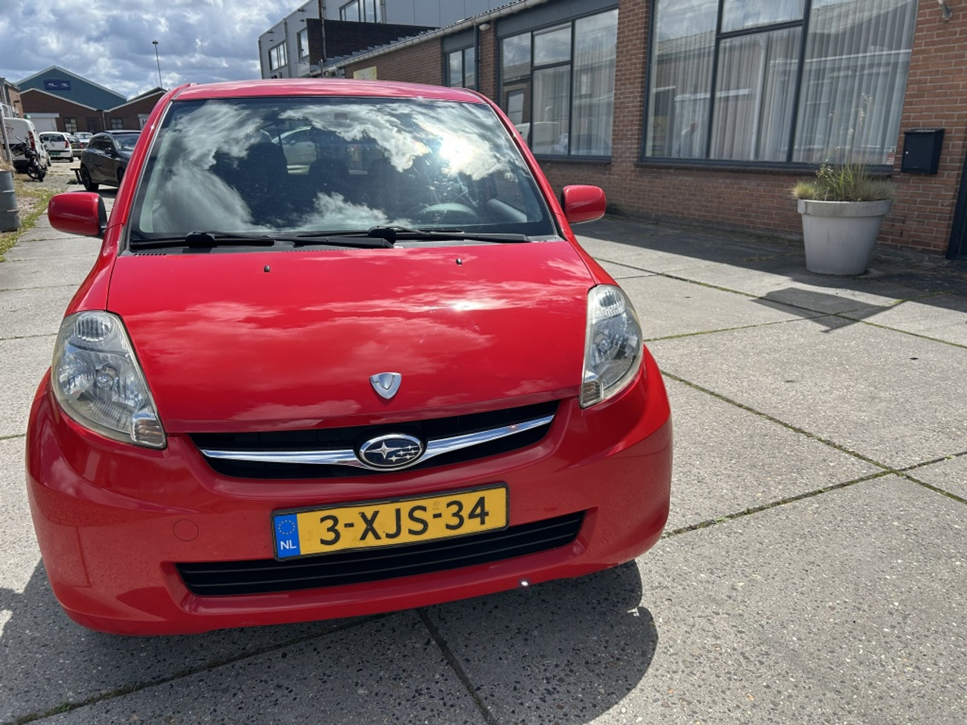 Subaru Justy 1.0 2010 - voorkant