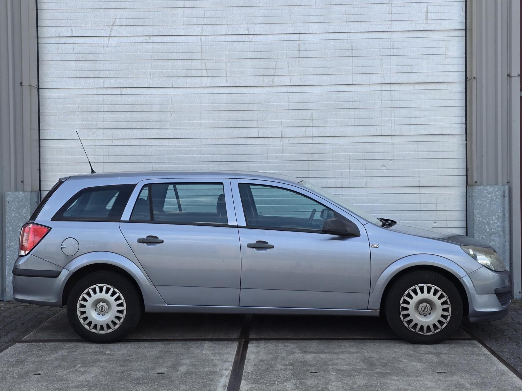 Foto van Opel Astra Station Wagon