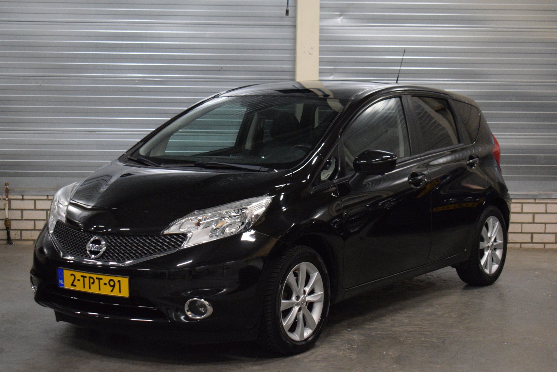 Nissan Nissan Note 1.2 DIG-S Tekna Vol Automaat 46.000KM + Panoramadak|Camera|Climate Control| 2014 - voorkant