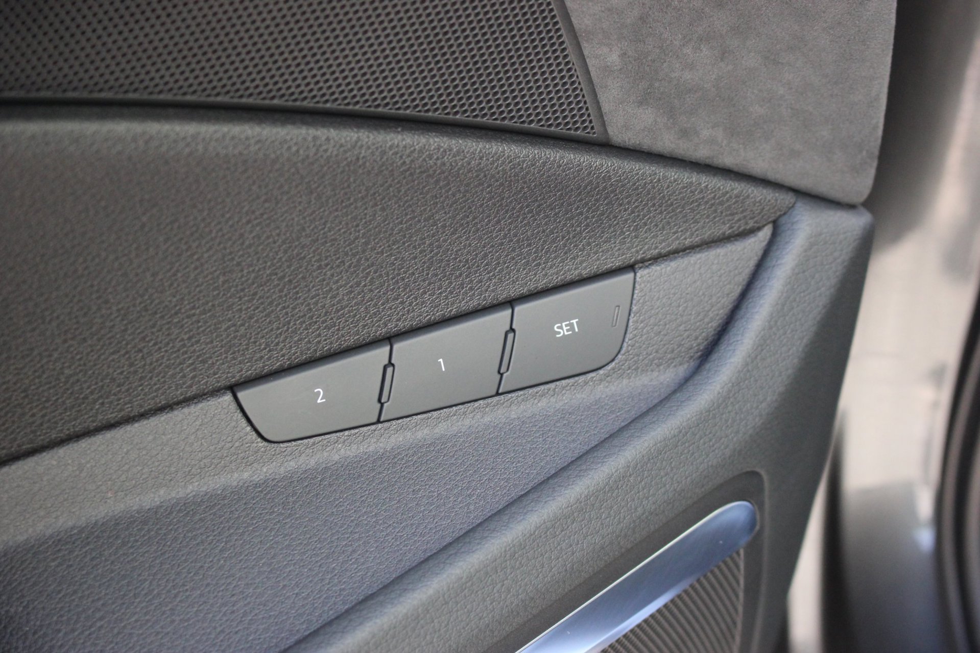 Foto van Audi E-tron 50