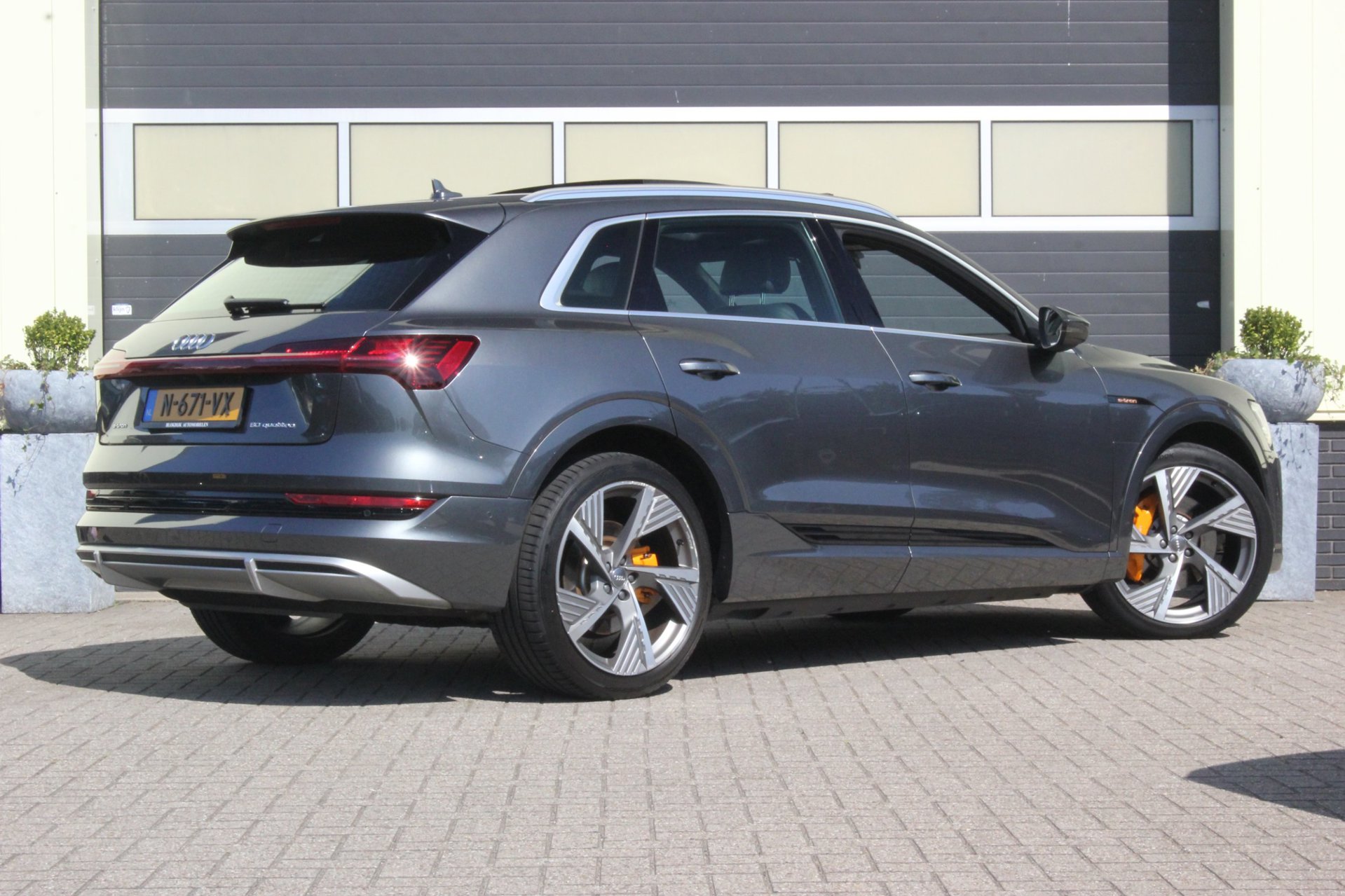 Foto van Audi E-tron 50