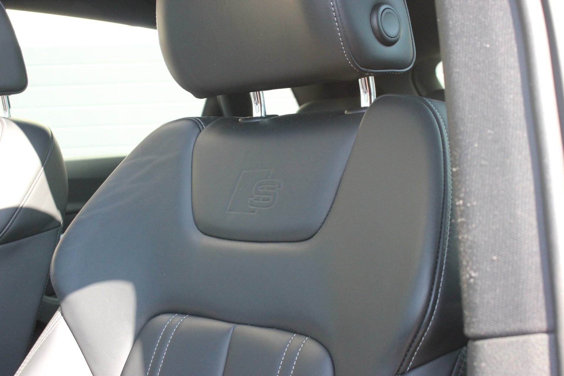 Foto van Audi E-tron 50