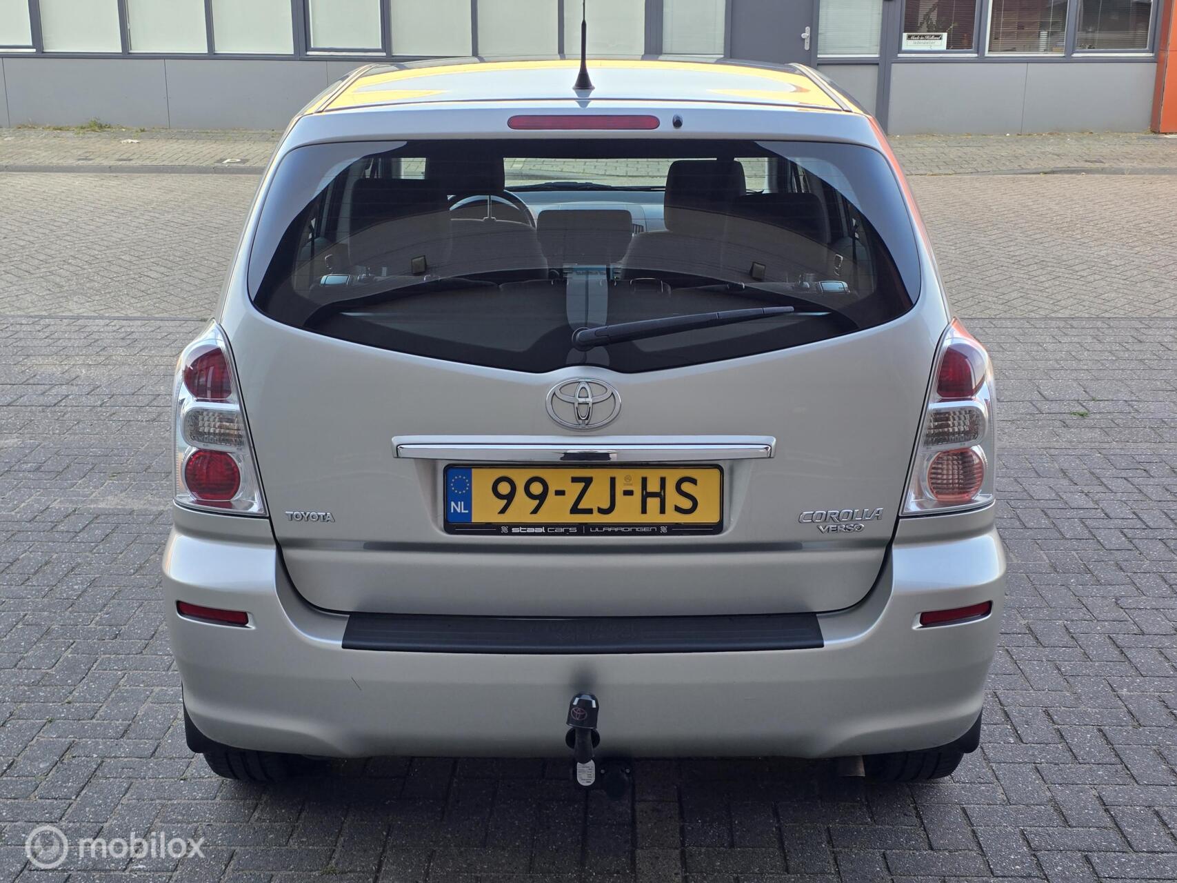 Foto van Toyota Toyota Corolla Verso