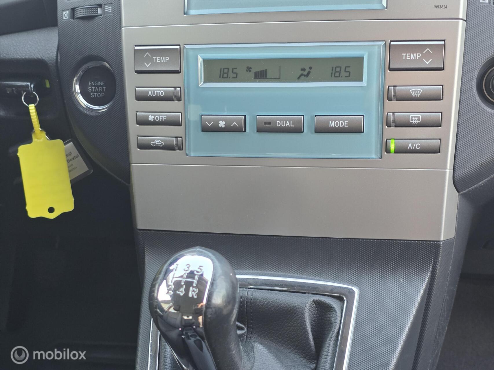 Foto van Toyota Toyota Corolla Verso