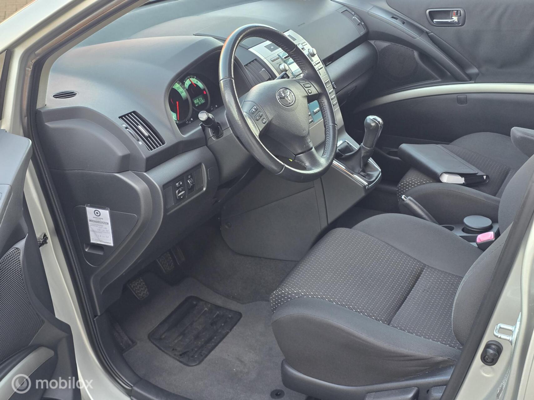 Foto van Toyota Toyota Corolla Verso