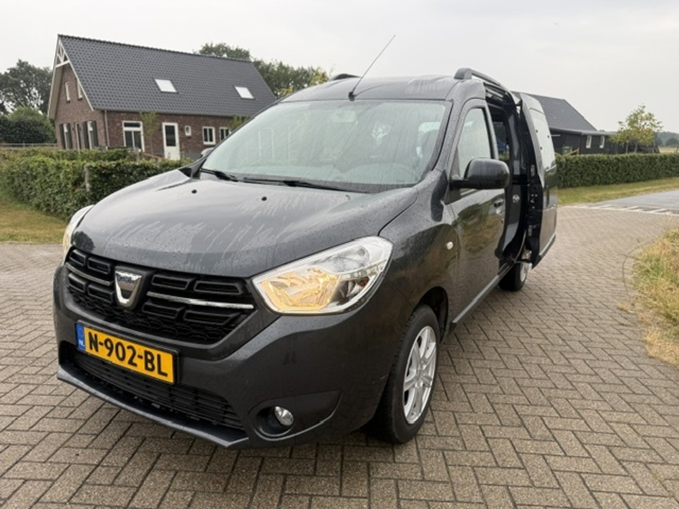 Foto van Dacia Dokker