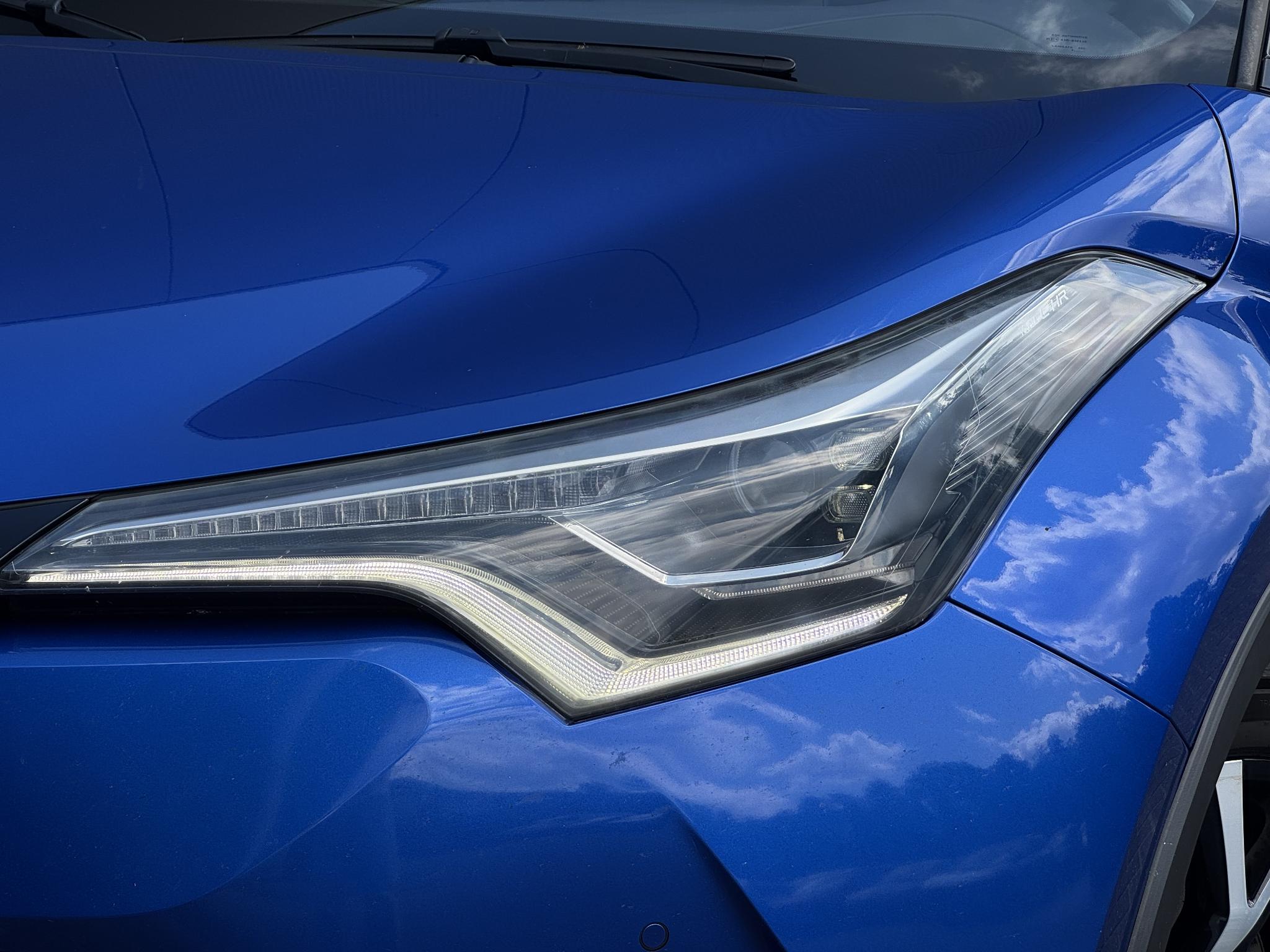 Foto van Toyota Toyota C-hr