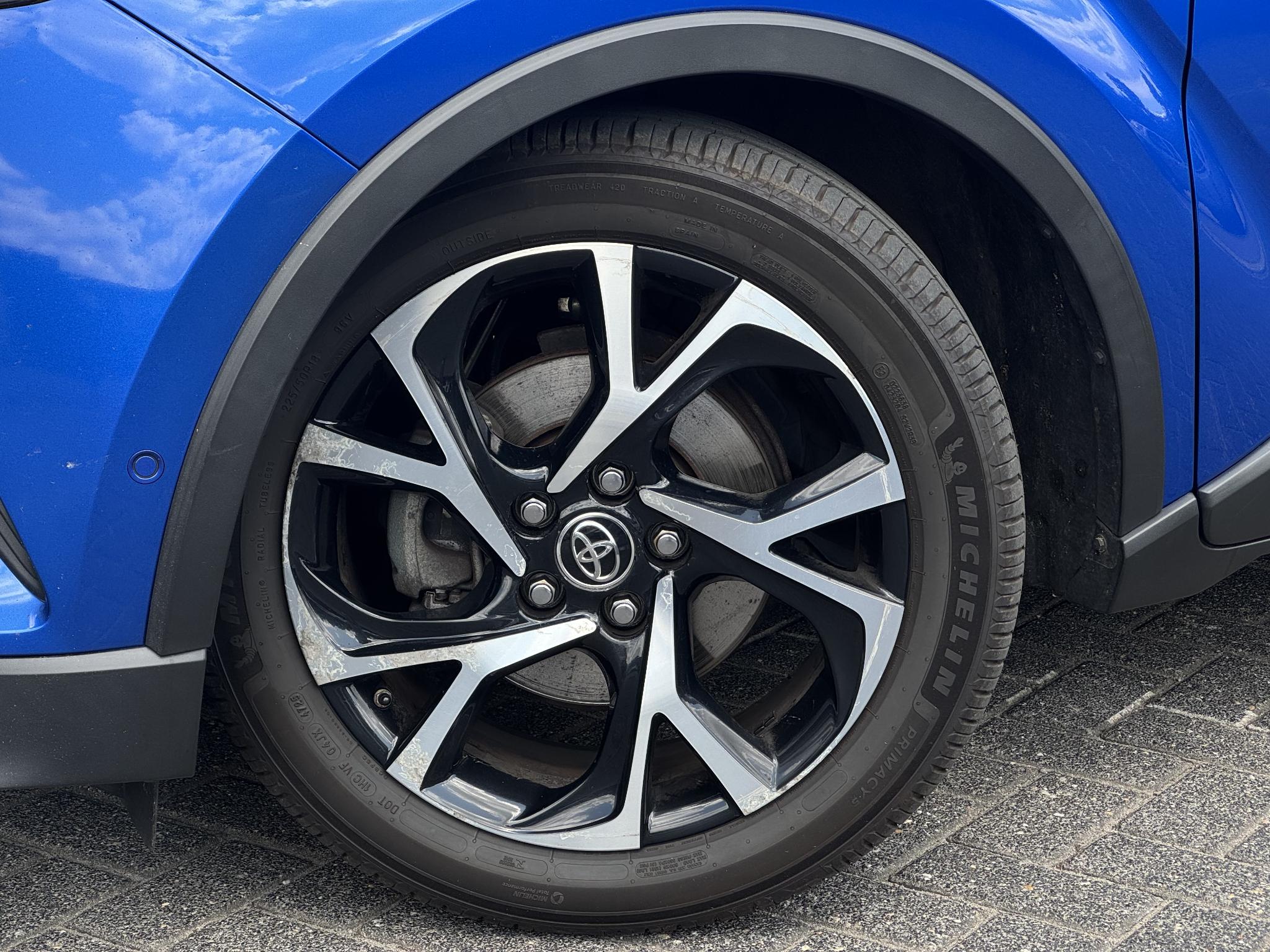 Foto van Toyota Toyota C-hr