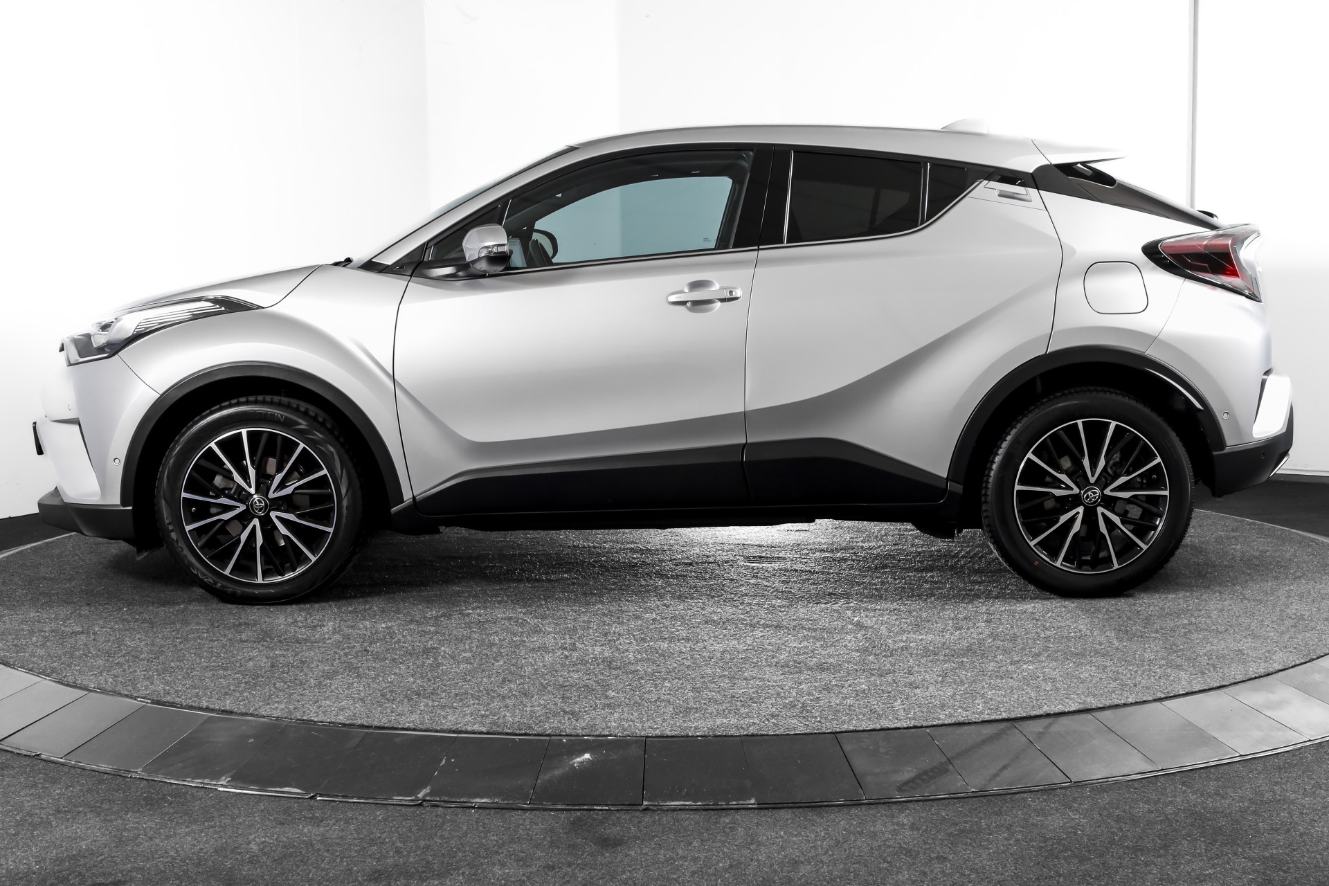 Foto van Toyota Toyota C-hr