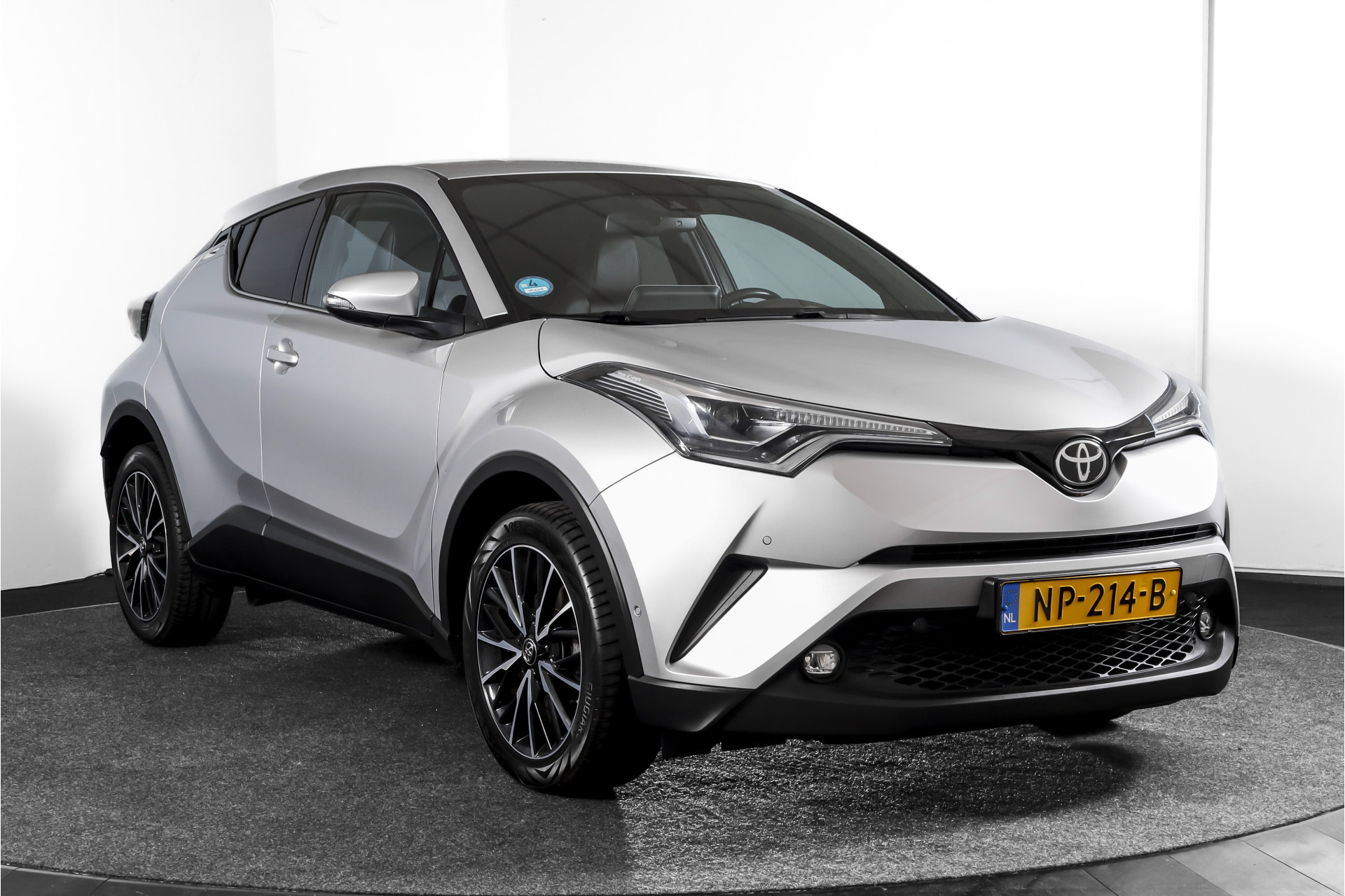 Foto van Toyota Toyota C-hr
