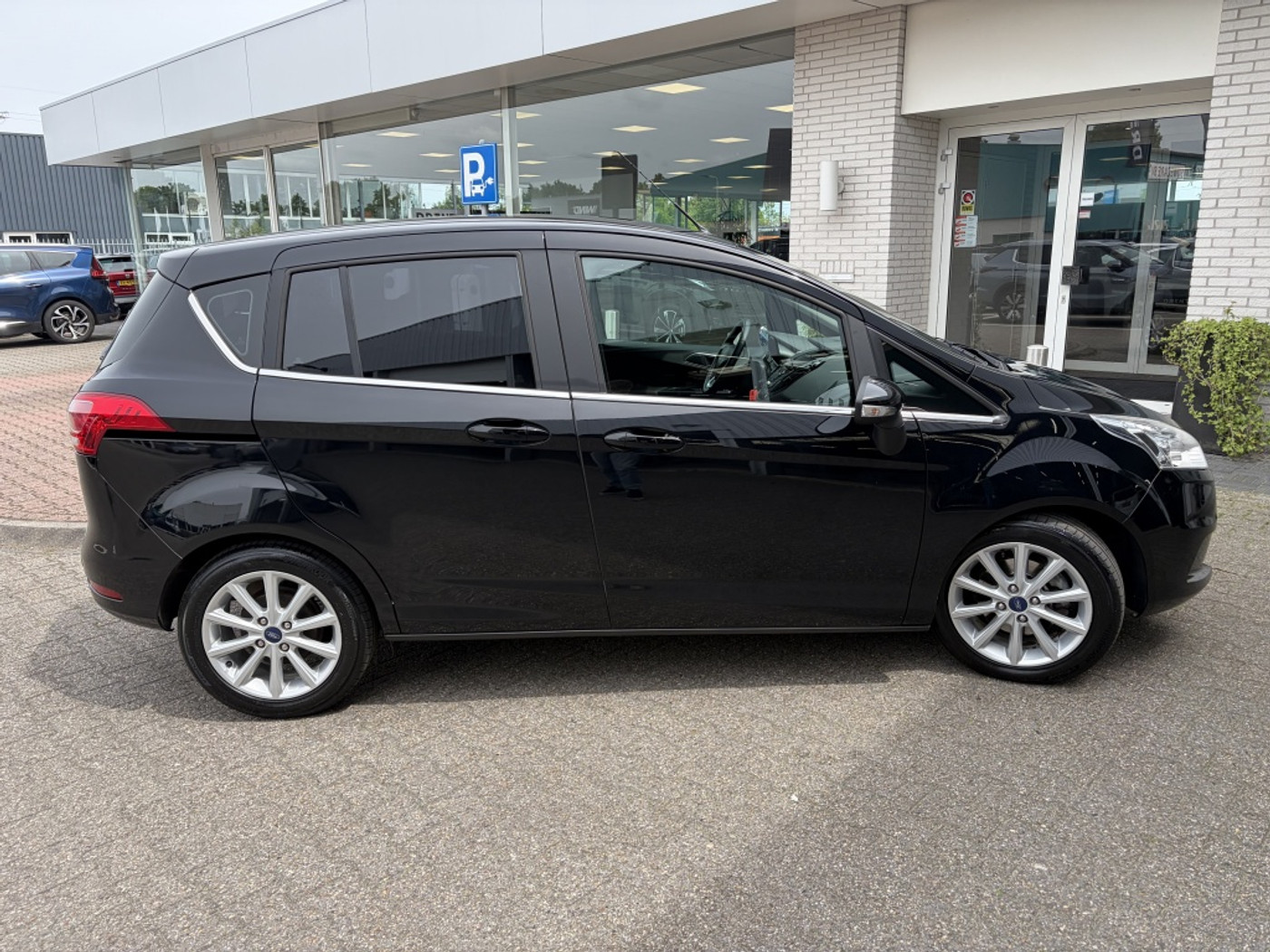 Foto van Ford B-max