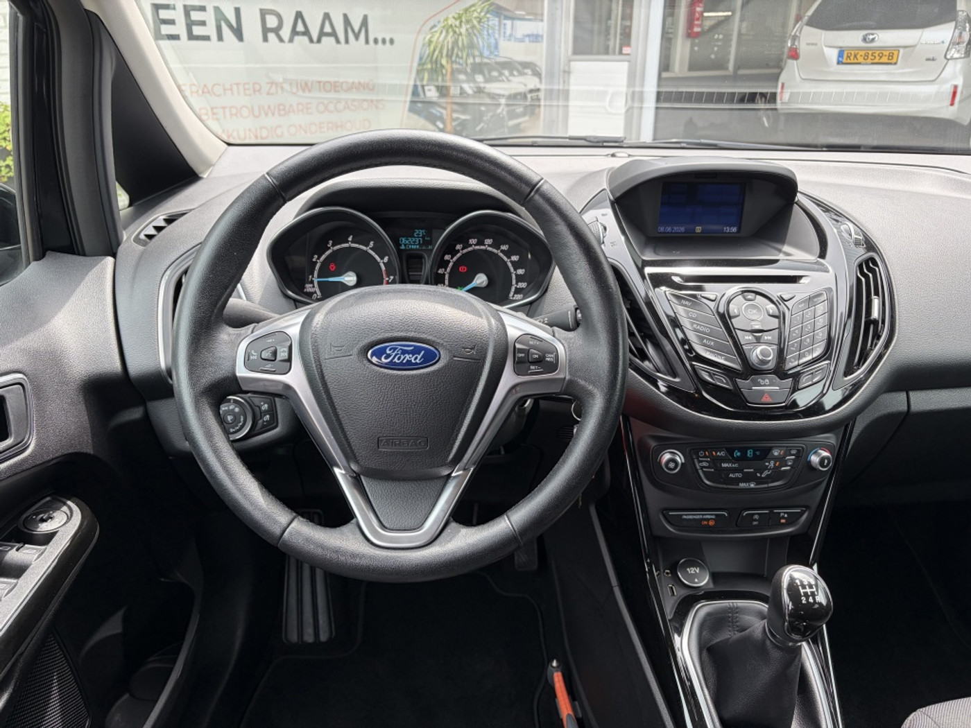 Foto van Ford B-max