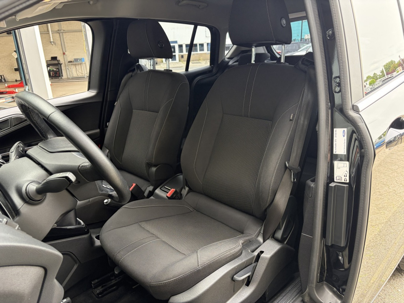Foto van Ford B-max