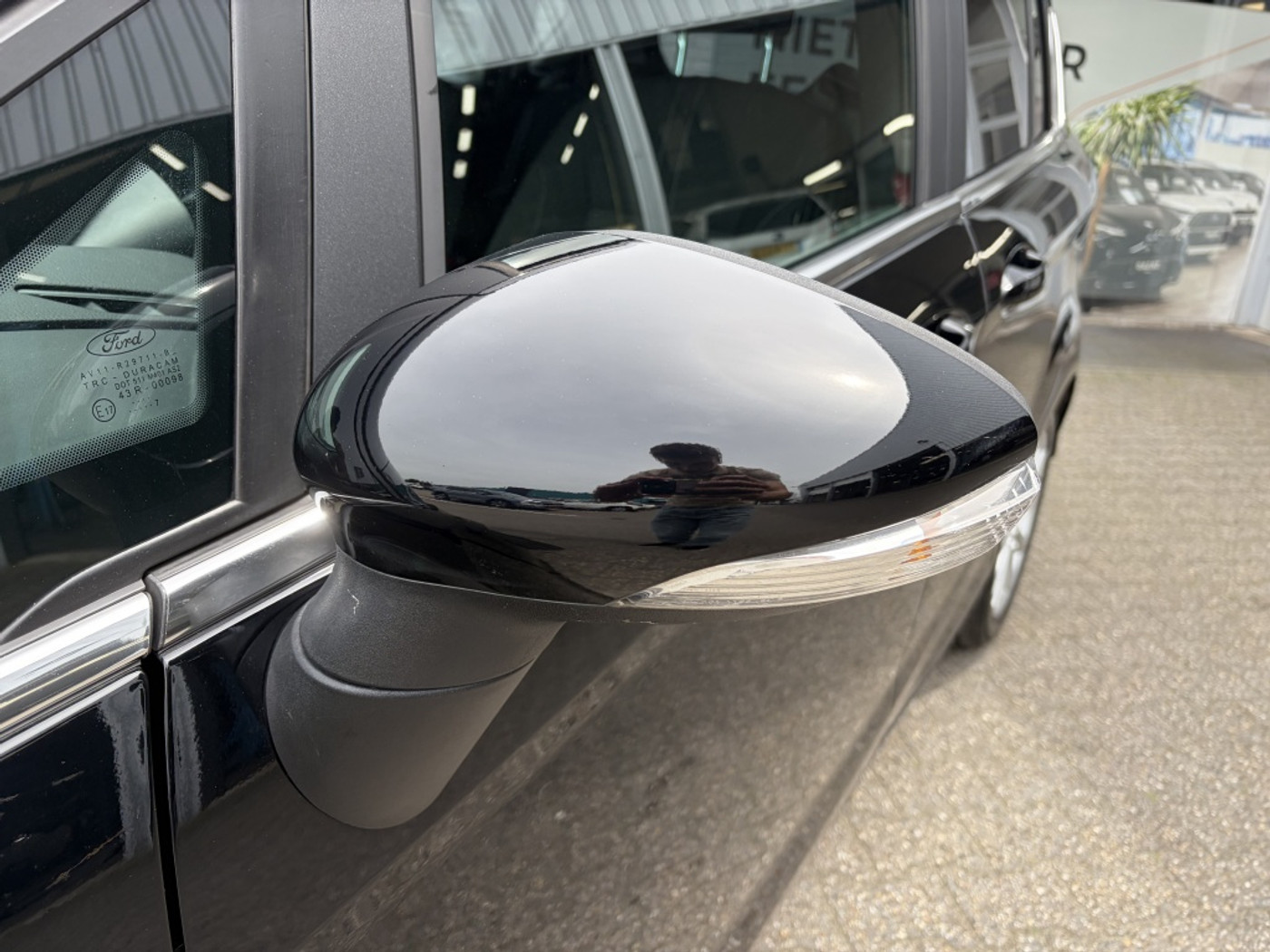 Foto van Ford B-max