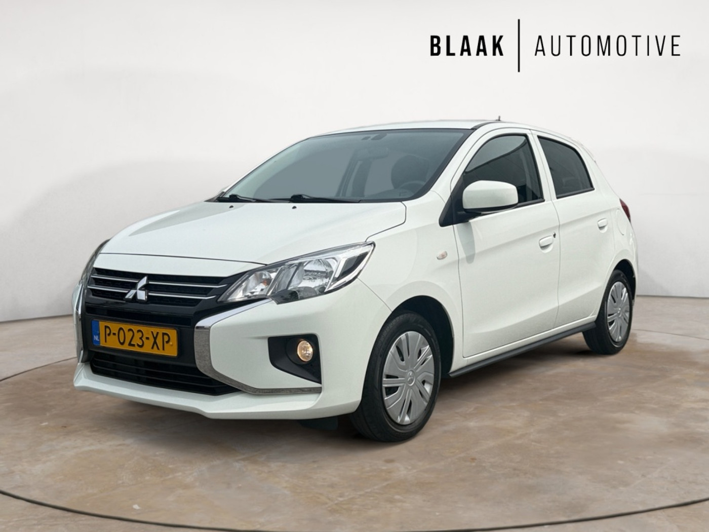 Mitsubishi Mitsubishi Space Star 1.2 Connect+ 2022 - voorkant