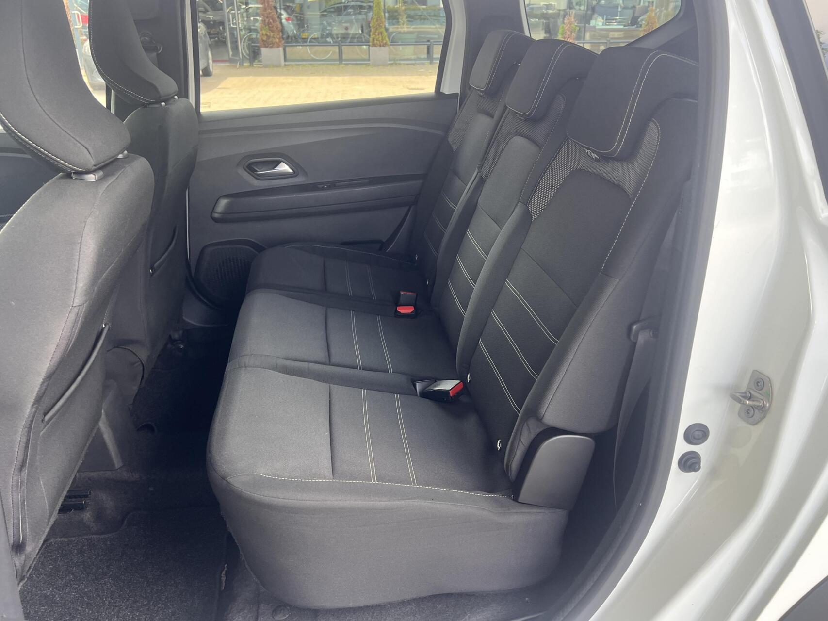 Foto van Dacia Jogger