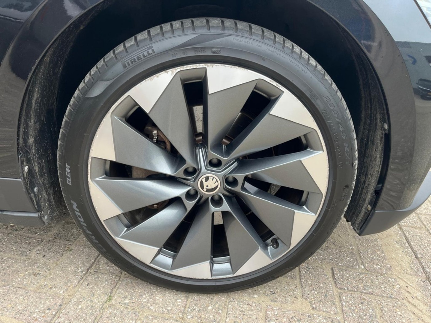 Foto van Skoda Enyaq 80