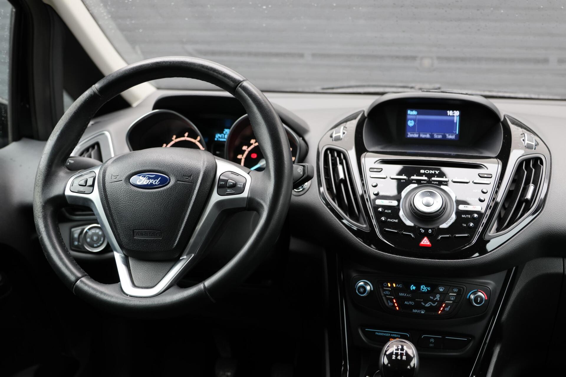 Foto van Ford B-max