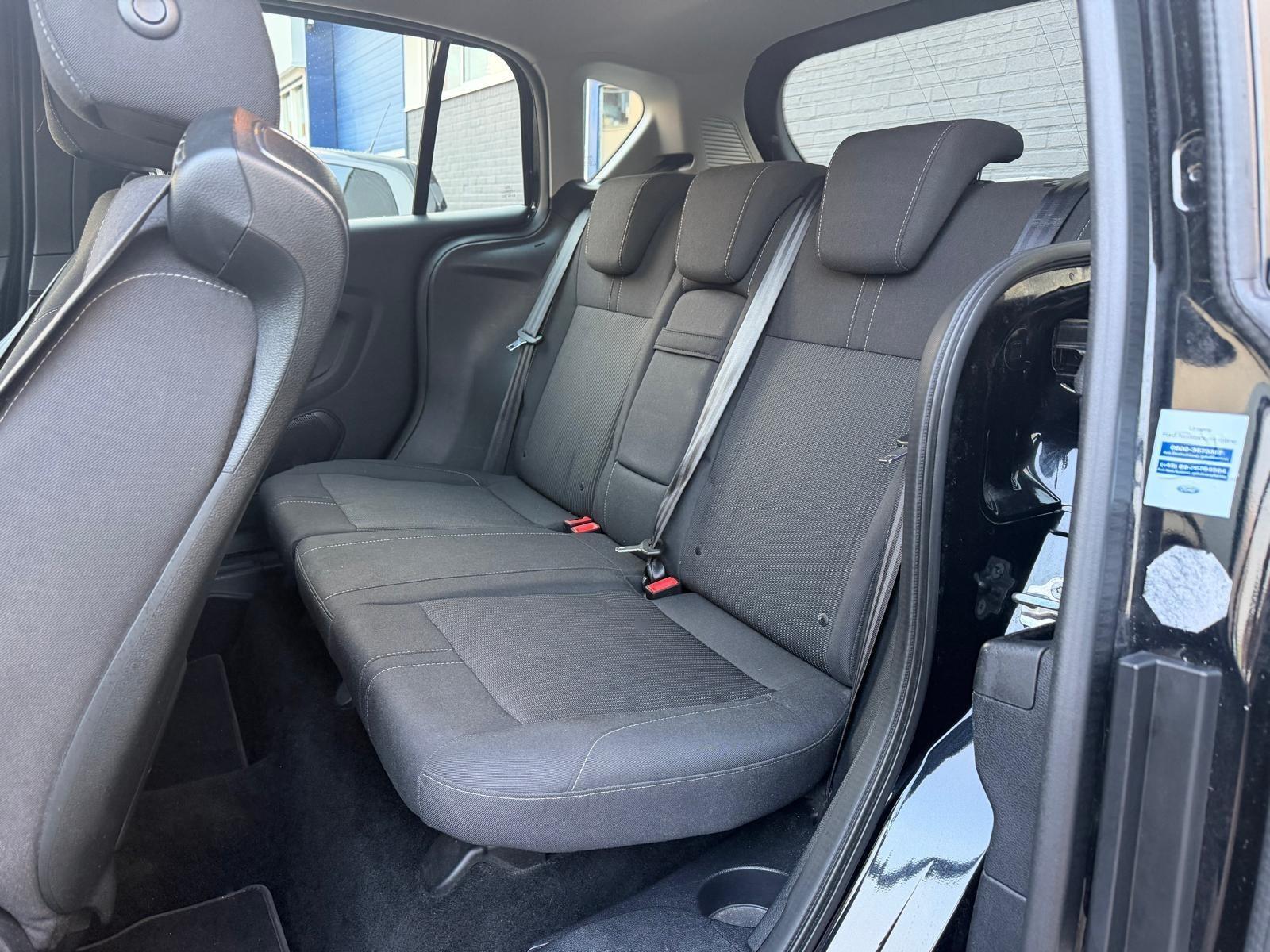 Foto van Ford B-max