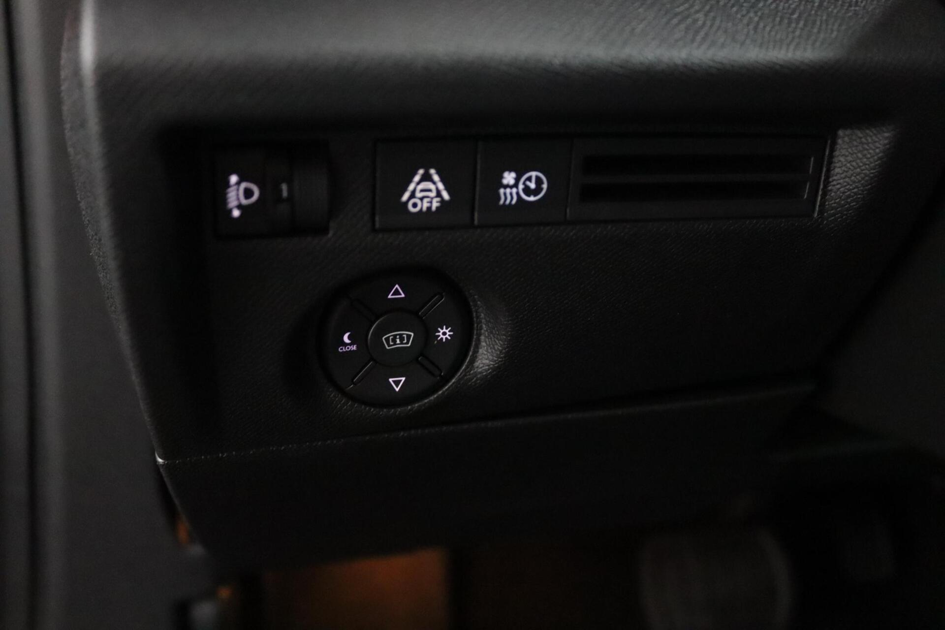 Foto van Citroen E-c4