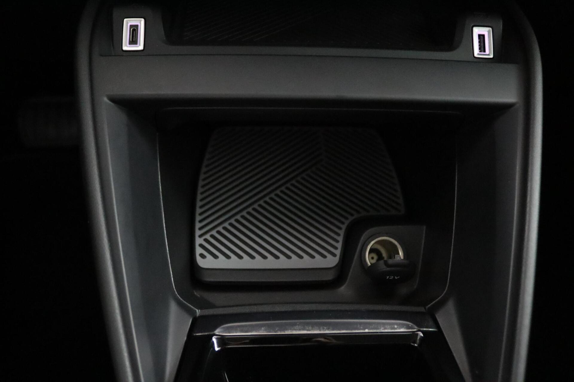 Foto van Citroen E-c4